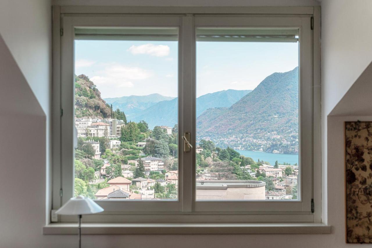 I D'A Charming Penthouse - Lake View- Como- House-130 Mt-2 Double Bedrooms And 2 Double Bathrooms A Spacious Living Room-Full Equipped Kitchen-Private Garden And Terrace-Private Covered Parking ภายนอก รูปภาพ