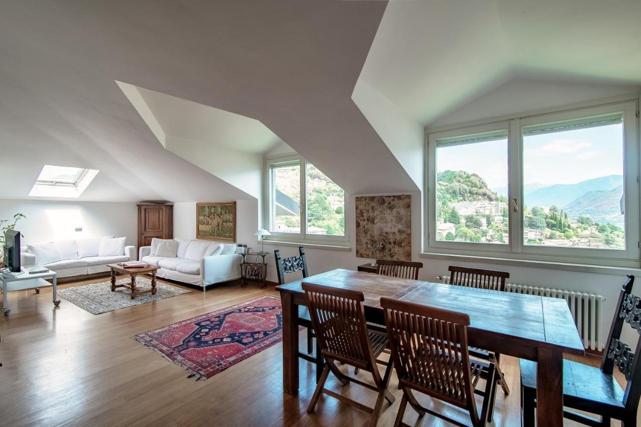 I D'A Charming Penthouse - Lake View- Como- House-130 Mt-2 Double Bedrooms And 2 Double Bathrooms A Spacious Living Room-Full Equipped Kitchen-Private Garden And Terrace-Private Covered Parking ภายนอก รูปภาพ