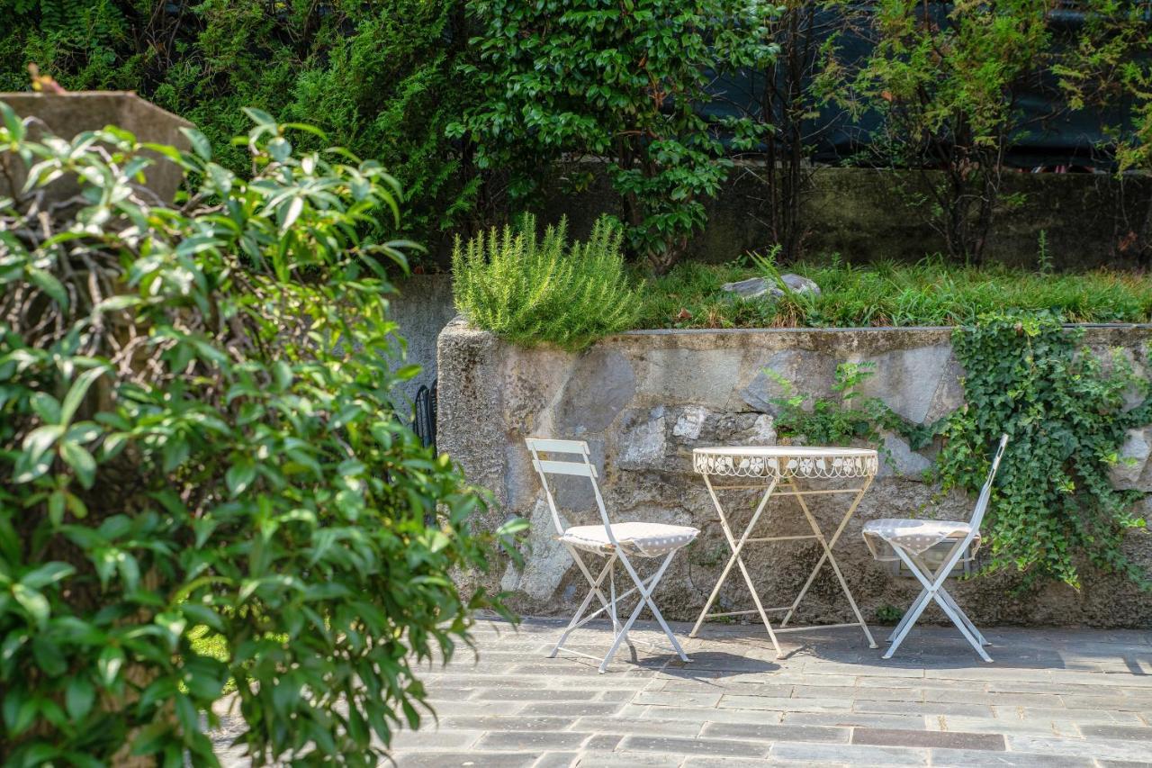 I D'A Charming Penthouse - Lake View- Como- House-130 Mt-2 Double Bedrooms And 2 Double Bathrooms A Spacious Living Room-Full Equipped Kitchen-Private Garden And Terrace-Private Covered Parking ภายนอก รูปภาพ