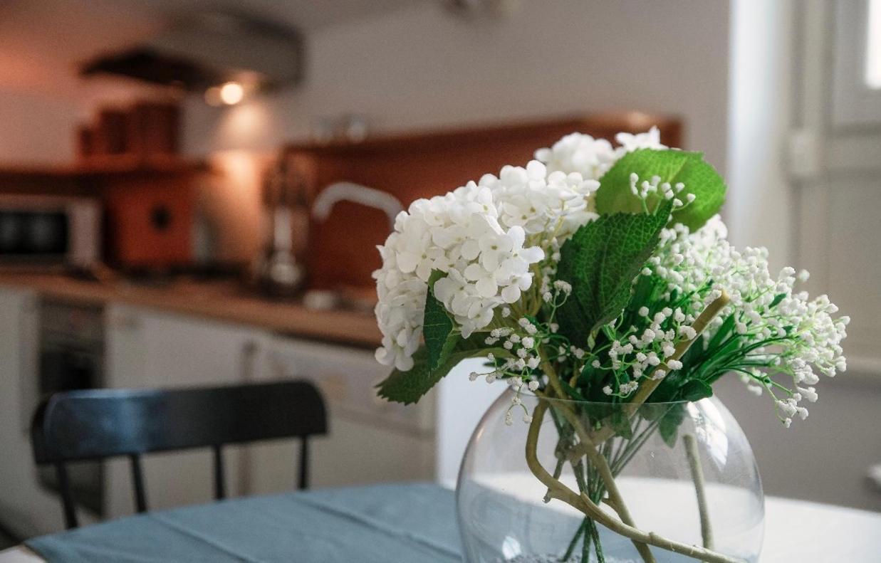 I D'A Charming Penthouse - Lake View- Como- House-130 Mt-2 Double Bedrooms And 2 Double Bathrooms A Spacious Living Room-Full Equipped Kitchen-Private Garden And Terrace-Private Covered Parking ภายนอก รูปภาพ